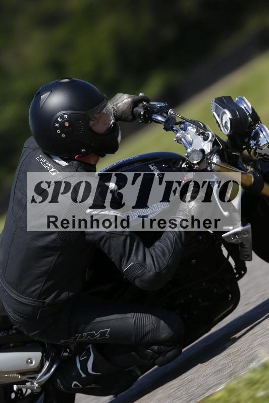 /Archiv-2024/29 12.06.2024 MOTO.CH Track Day ADR/Gruppe gelb/19